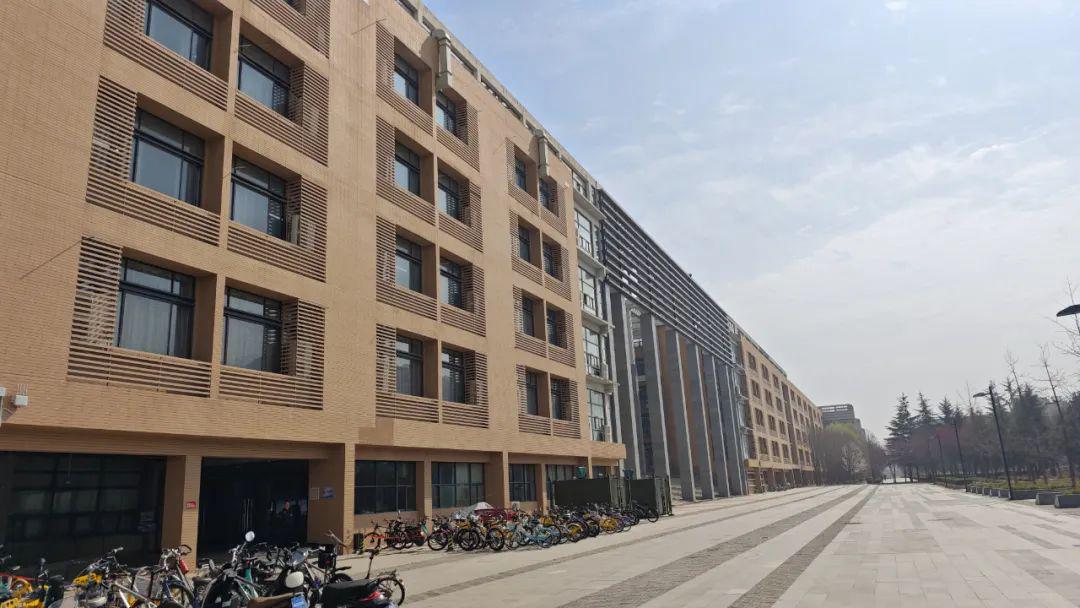 台湾科技创新亮相2025中国电子信息博览会引领智能未来